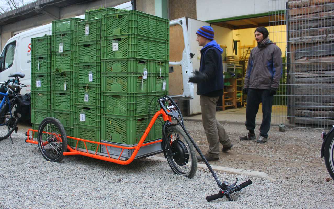 three wheel electric cargo bike